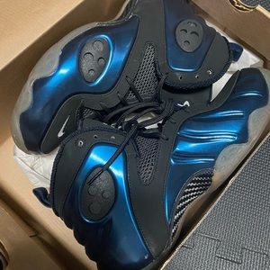 Good condition Nike zoom rookie